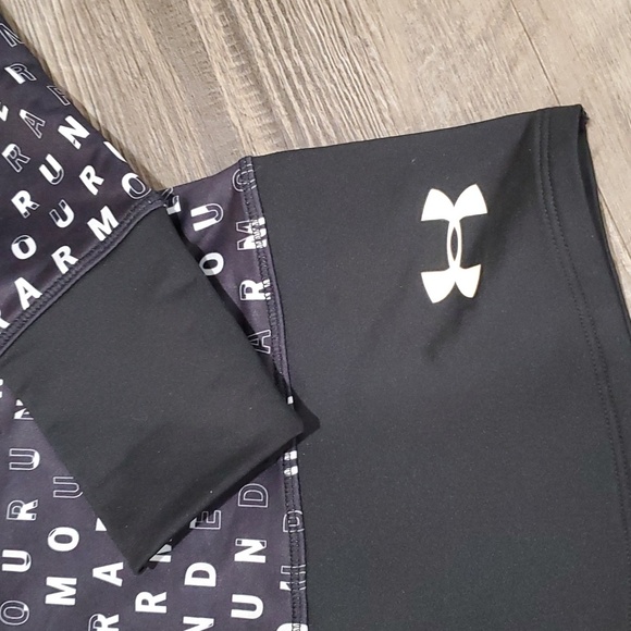 Under Armour ColdGear Long Sleeve Shirt Size Medium - Picture 5 of 5